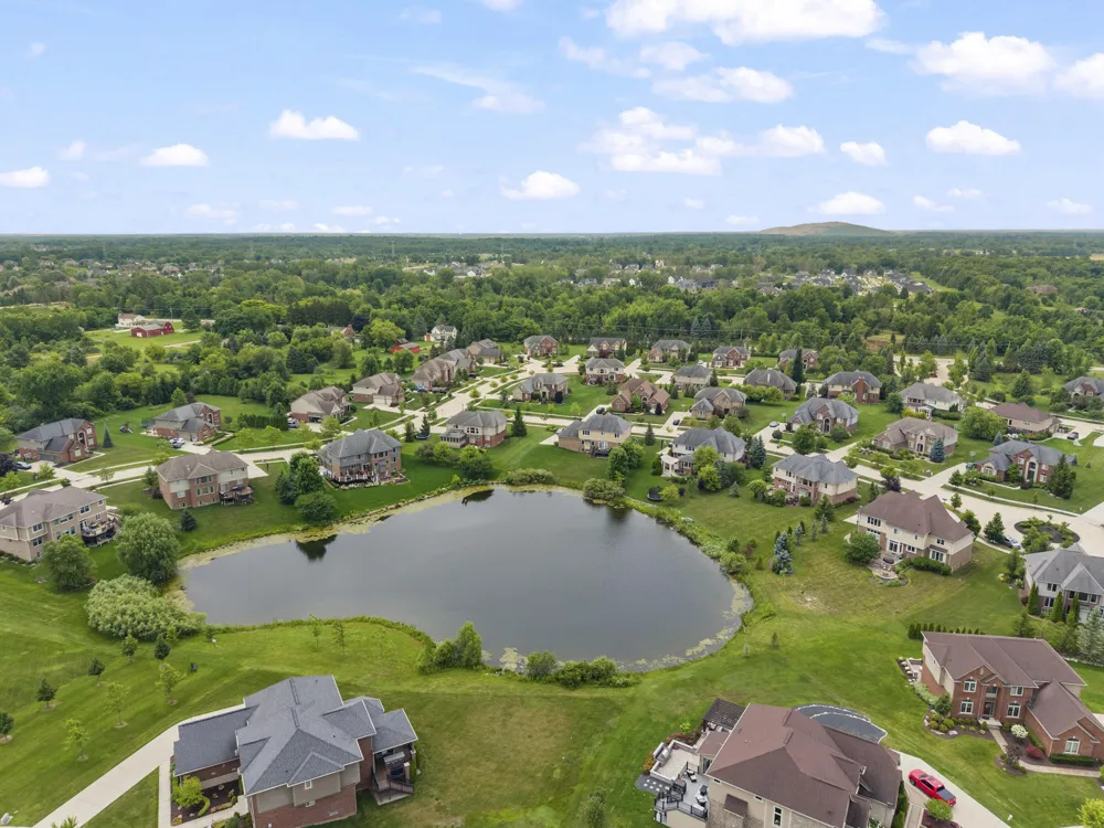 51847 Pierce Drive Lyon Charter Township, MI 48167