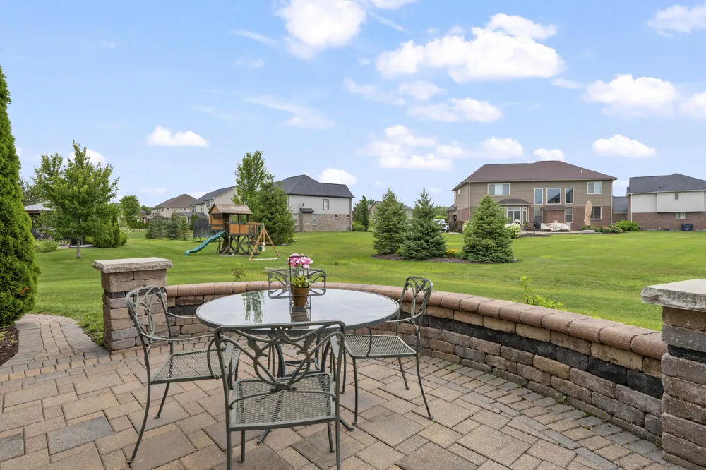 51847 Pierce Drive Lyon Charter Township, MI 48167