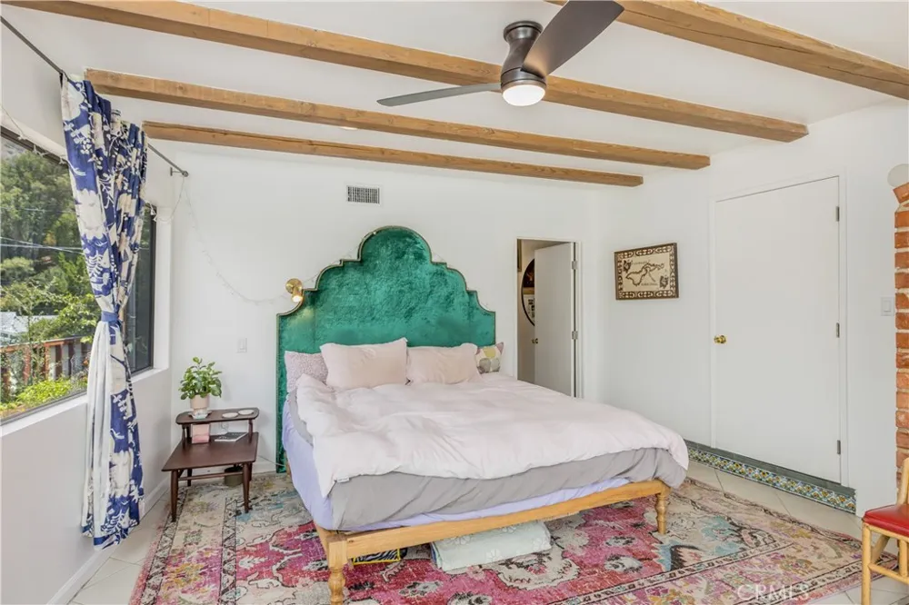 7129 Samoa Place Tujunga, CA 91042