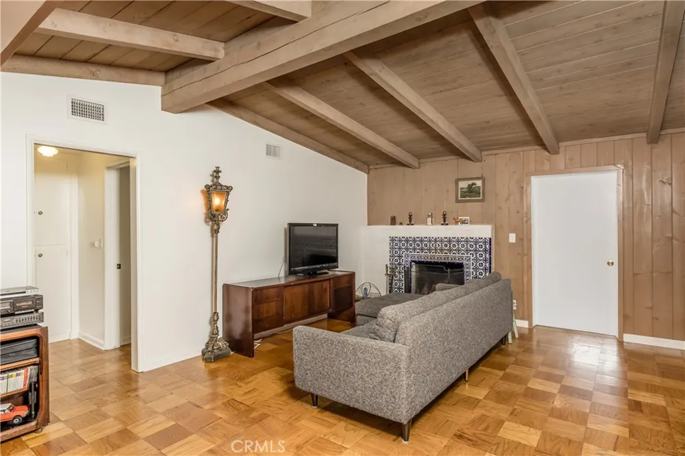 7129 Samoa Place Tujunga, CA 91042