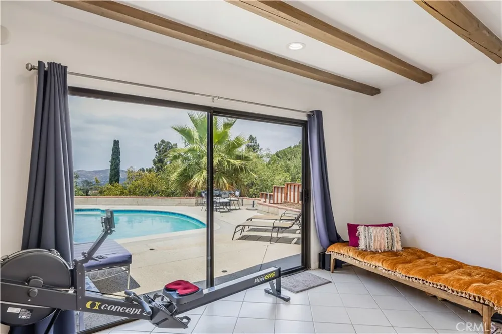 7129 Samoa Place Tujunga, CA 91042