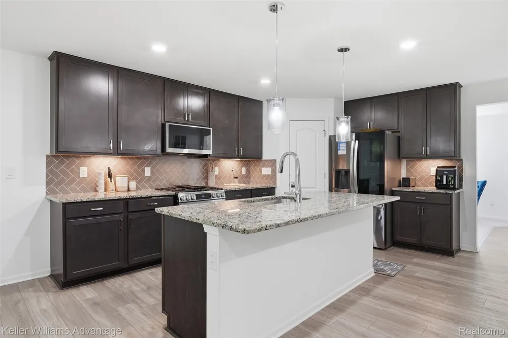 24506 Jade Drive Farmington Hills City, MI 48336