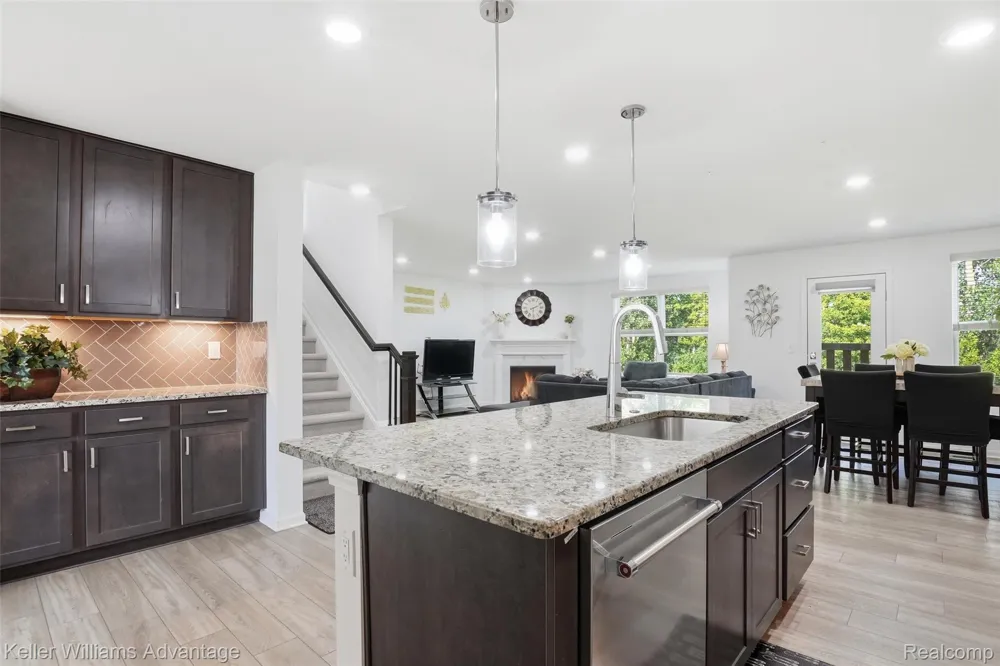24506 Jade Drive Farmington Hills City, MI 48336