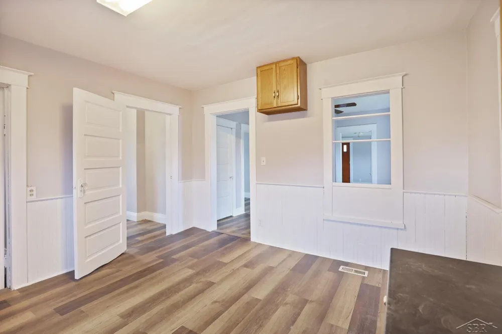 2502 Robinwood Avenue Saginaw City, MI 48601