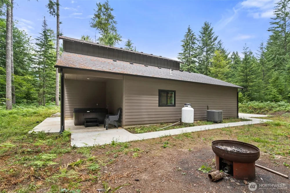 128 Riverdance Lane Packwood, WA 98361