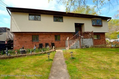 48 Fredric Drive