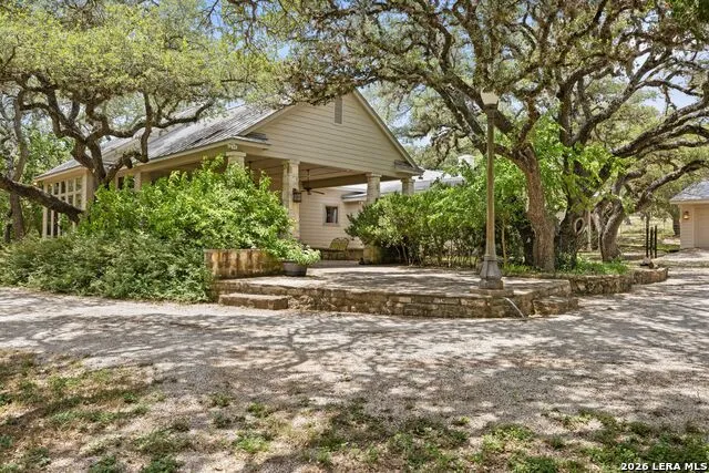 271 & 173 BIG CREEK RD Blanco, TX 78606