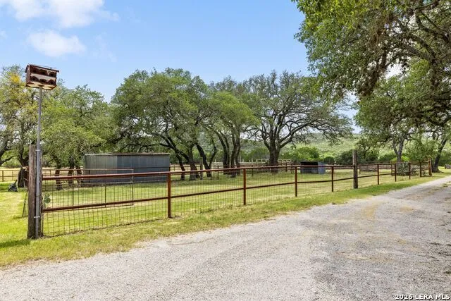 271 & 173 BIG CREEK RD Blanco, TX 78606