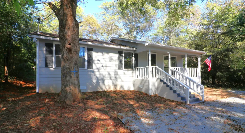 708 Ellington Street Atlanta, TX 75551