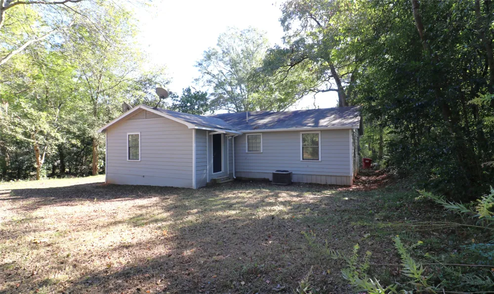 708 Ellington Street Atlanta, TX 75551