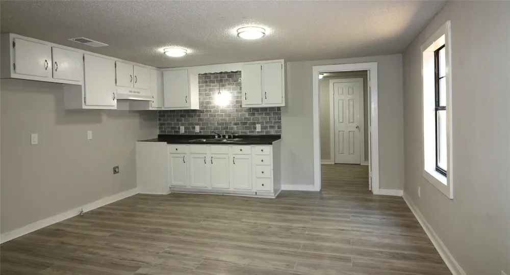 708 Ellington Street Atlanta, TX 75551