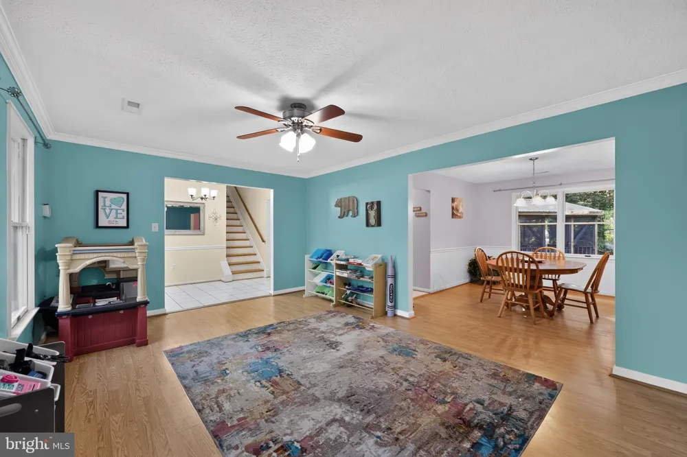 8835 REDBAY RUN Bel Alton, MD 20611