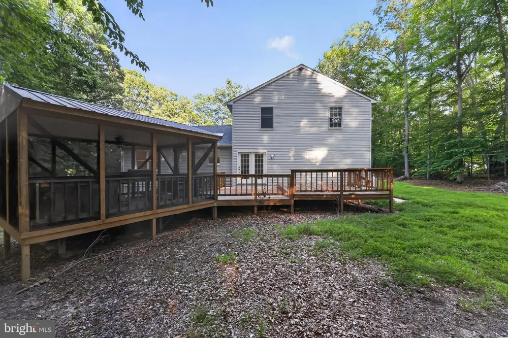 8835 REDBAY RUN Bel Alton, MD 20611