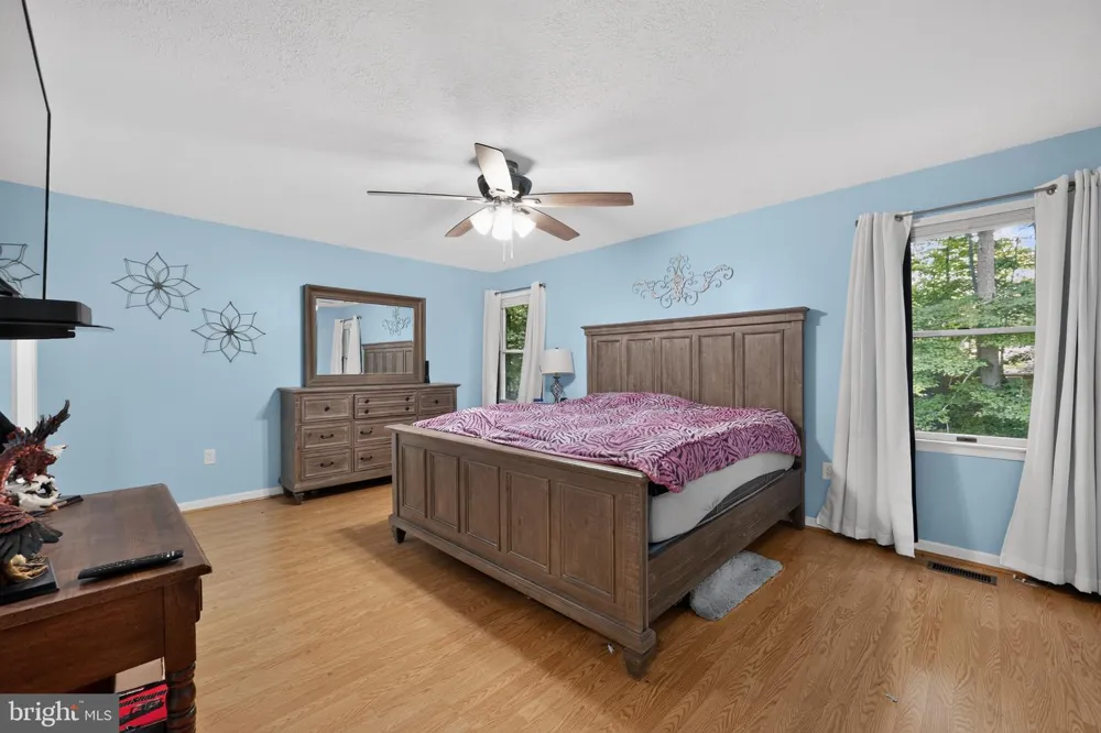 8835 REDBAY RUN Bel Alton, MD 20611