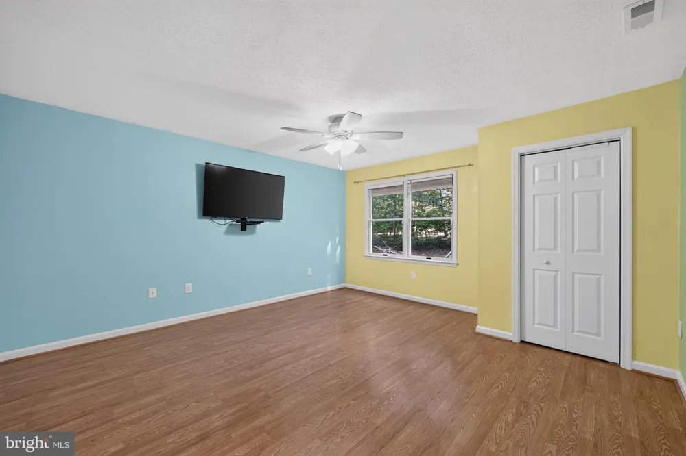 8835 REDBAY RUN Bel Alton, MD 20611
