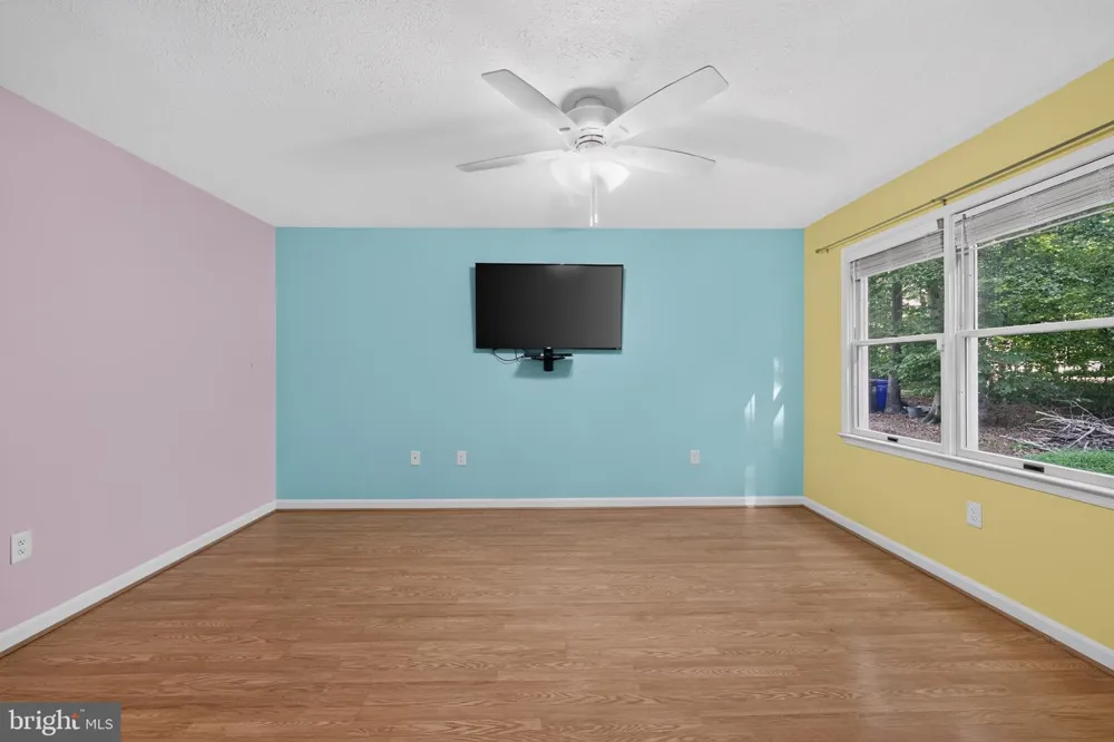 8835 REDBAY RUN Bel Alton, MD 20611