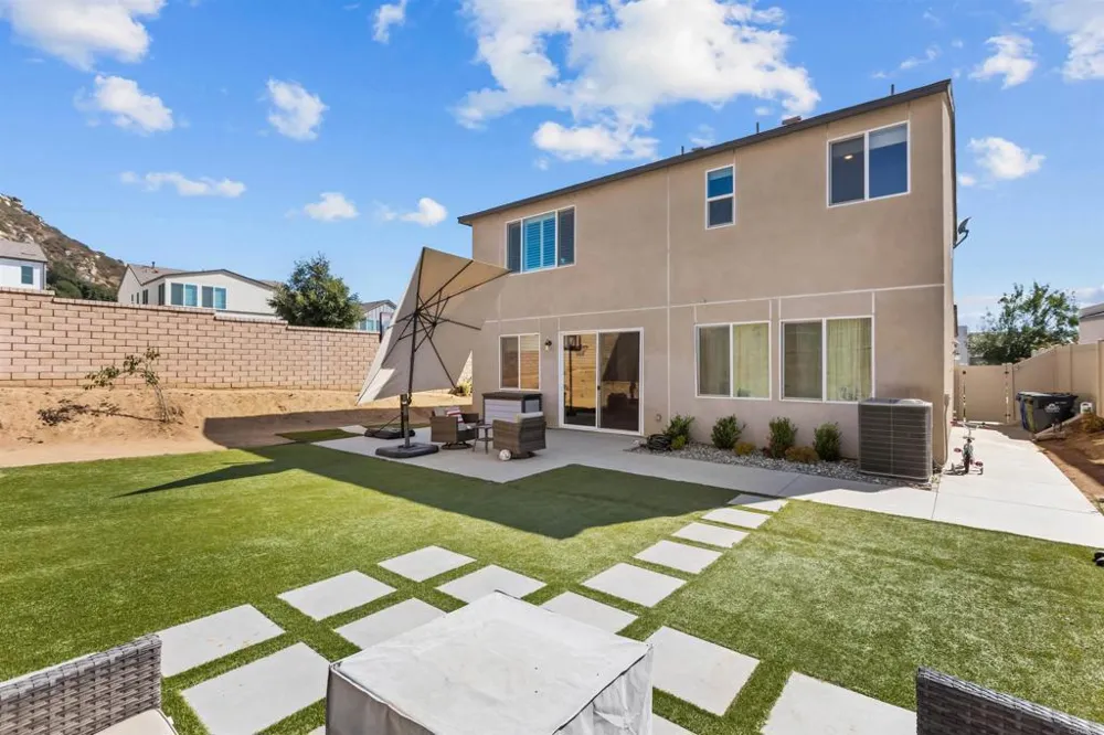 35105 Cooper Pl Fallbrook, CA 92028