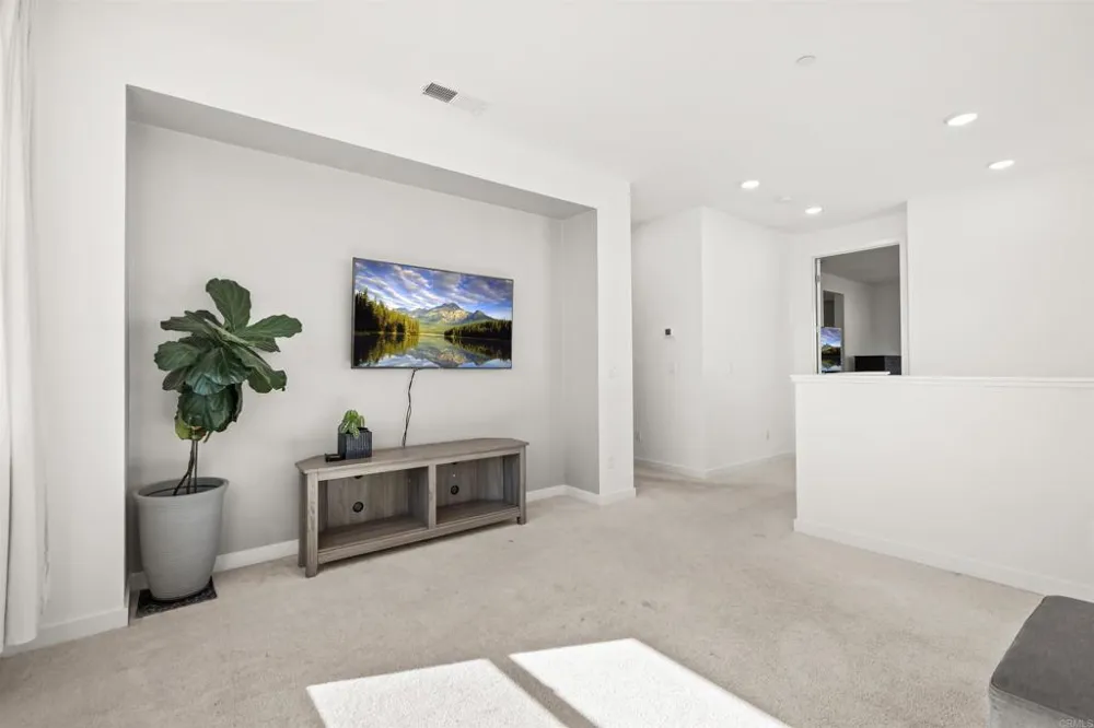 35105 Cooper Pl Fallbrook, CA 92028