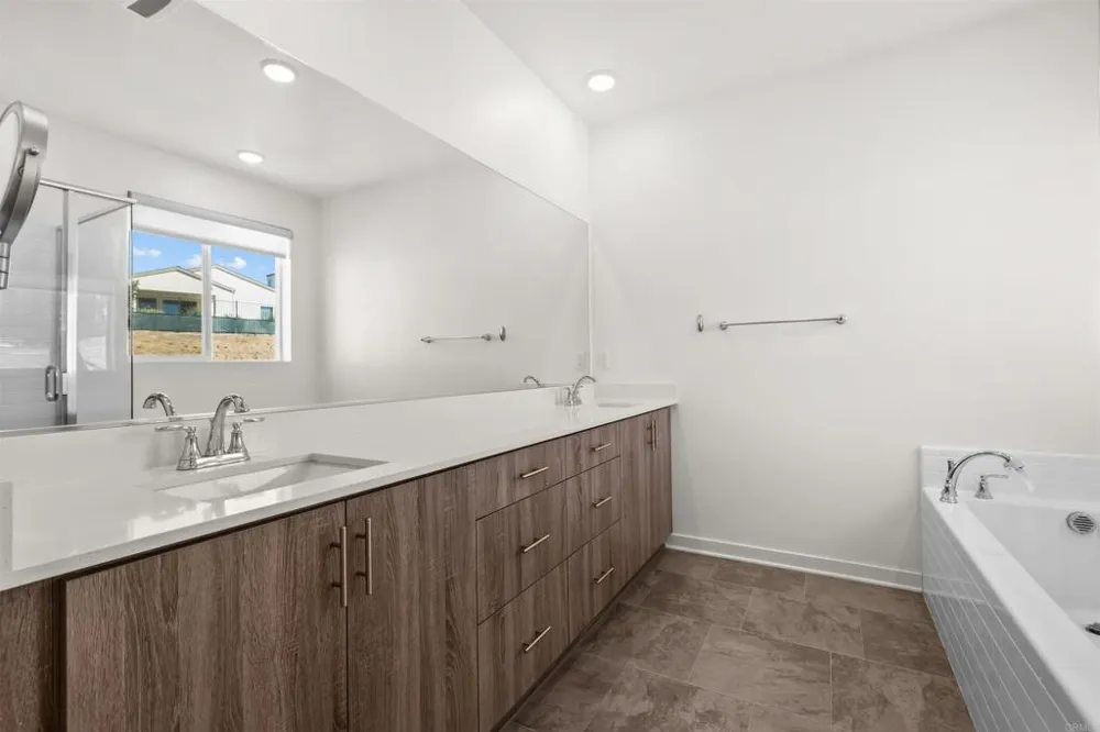 35105 Cooper Pl Fallbrook, CA 92028