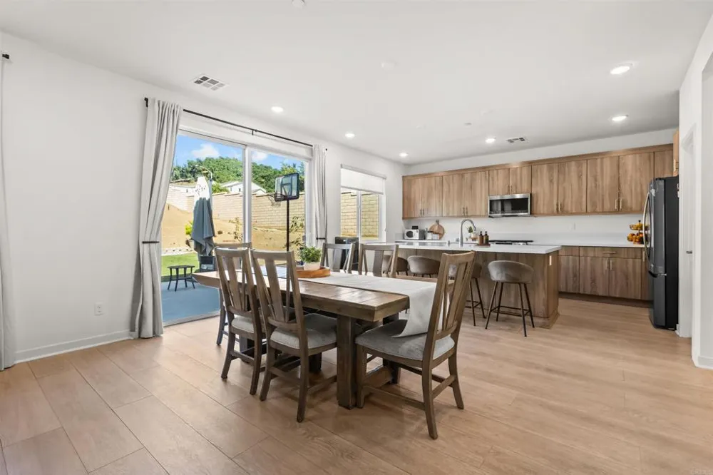 35105 Cooper Pl Fallbrook, CA 92028