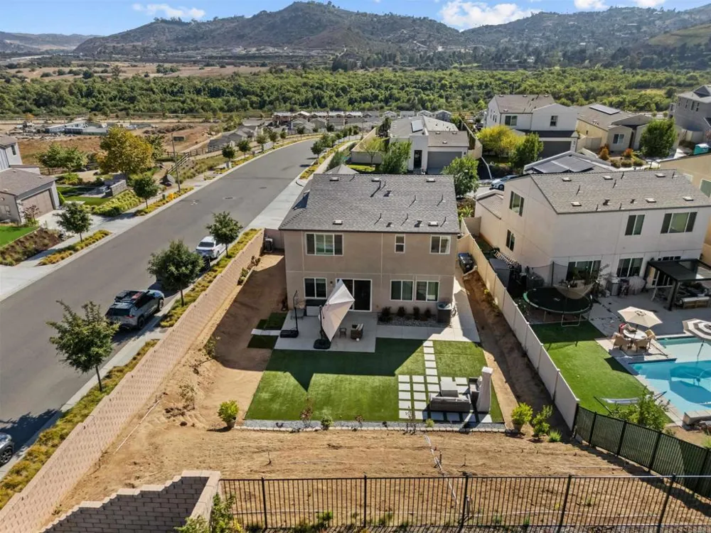 35105 Cooper Pl Fallbrook, CA 92028