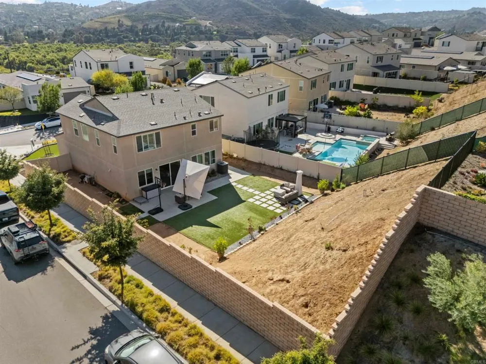 35105 Cooper Pl Fallbrook, CA 92028