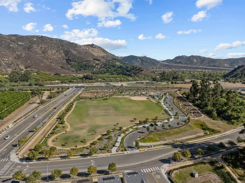 35105 Cooper Pl Fallbrook, CA 92028