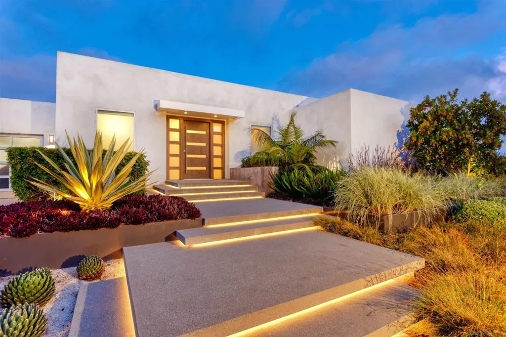 1573 Copa de Oro La Jolla, CA 92037
