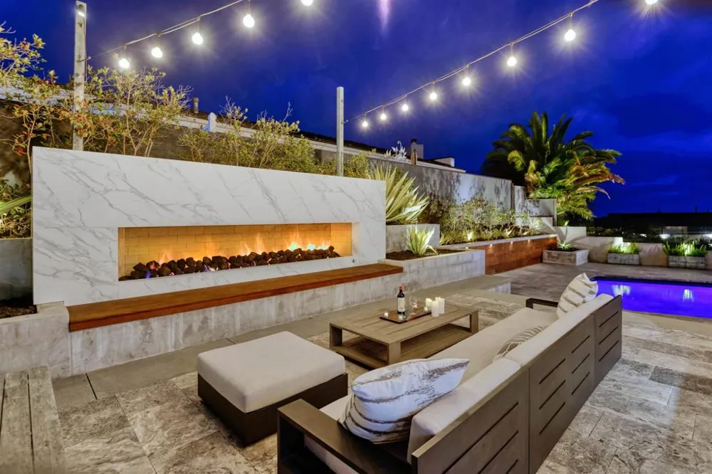 1573 Copa de Oro La Jolla, CA 92037