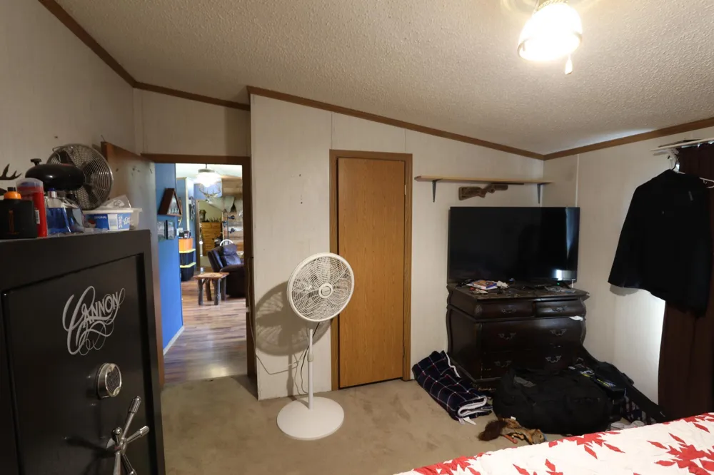752 Lenmark Lane Badger, MN 56714