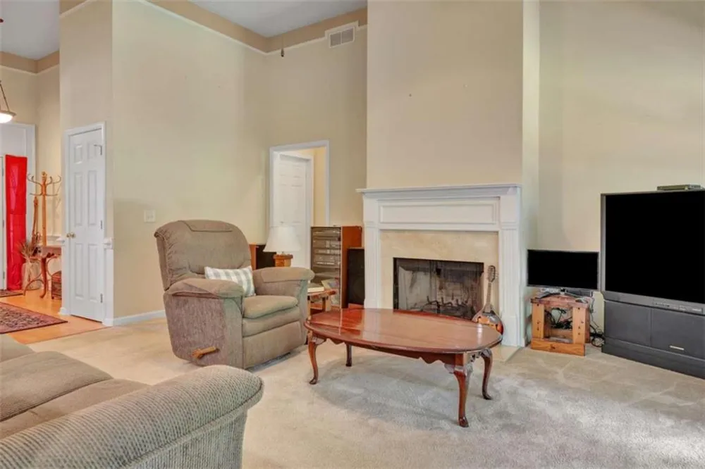 95 Blue Grass Way Oxford, GA 30054