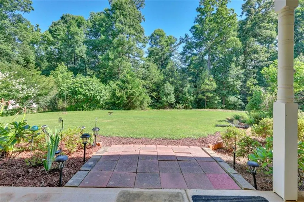 95 Blue Grass Way Oxford, GA 30054