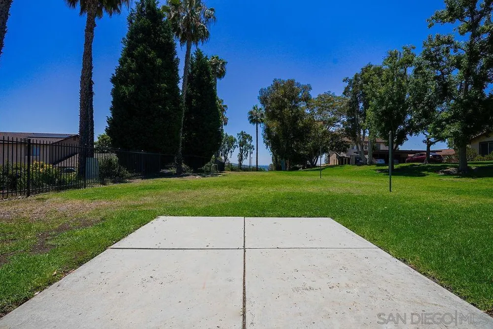 8166 Paradise Valley Ct. Spring Valley, CA 91977