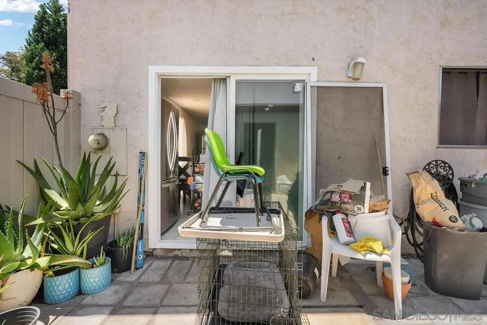 8166 Paradise Valley Ct. Spring Valley, CA 91977