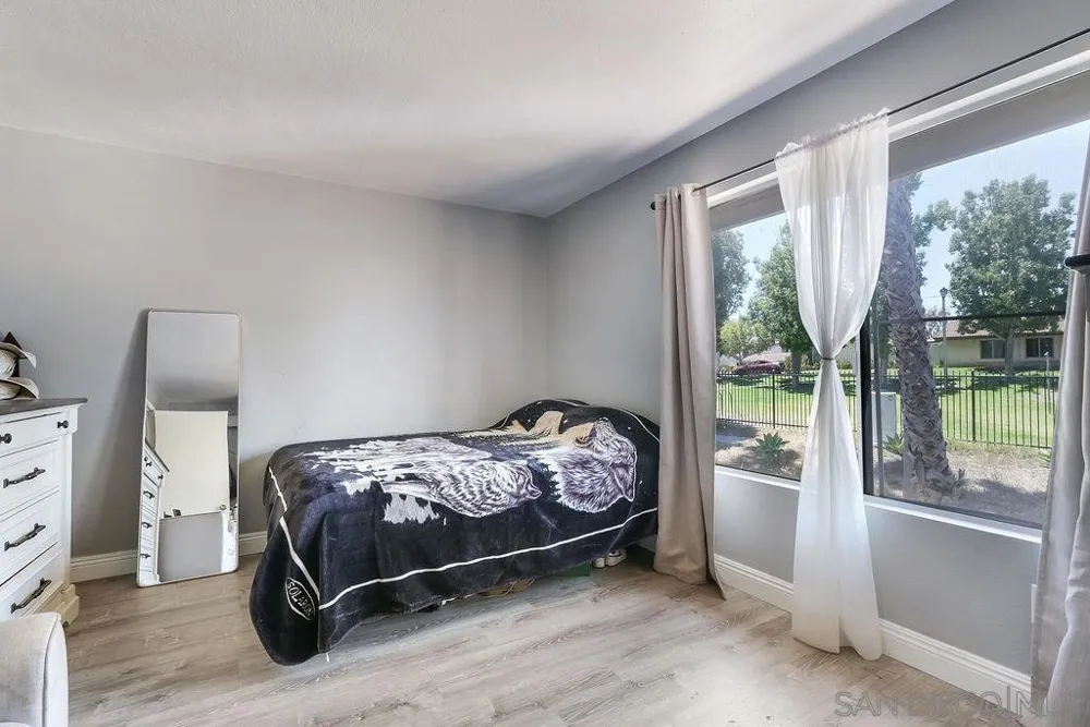 8166 Paradise Valley Ct. Spring Valley, CA 91977