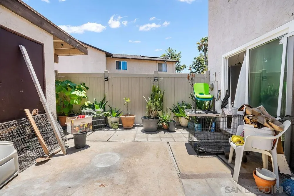 8166 Paradise Valley Ct. Spring Valley, CA 91977