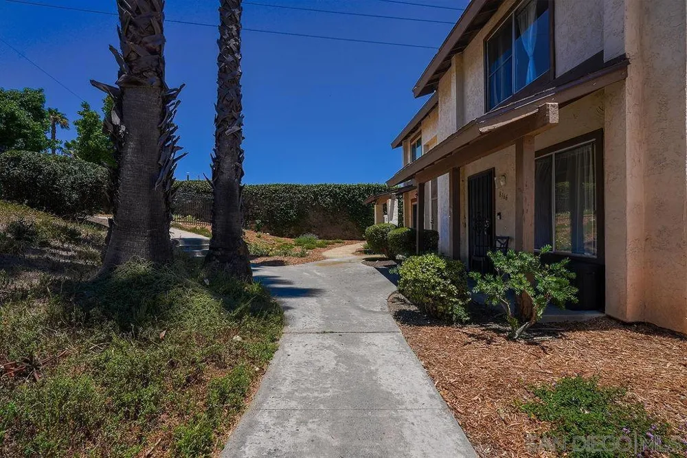 8166 Paradise Valley Ct. Spring Valley, CA 91977