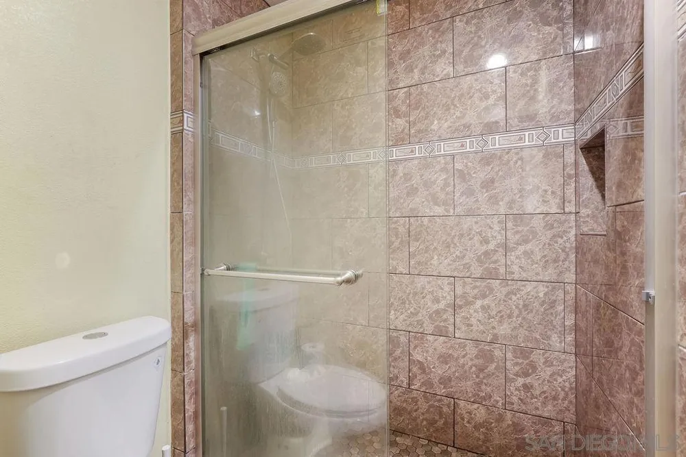 8166 Paradise Valley Ct. Spring Valley, CA 91977