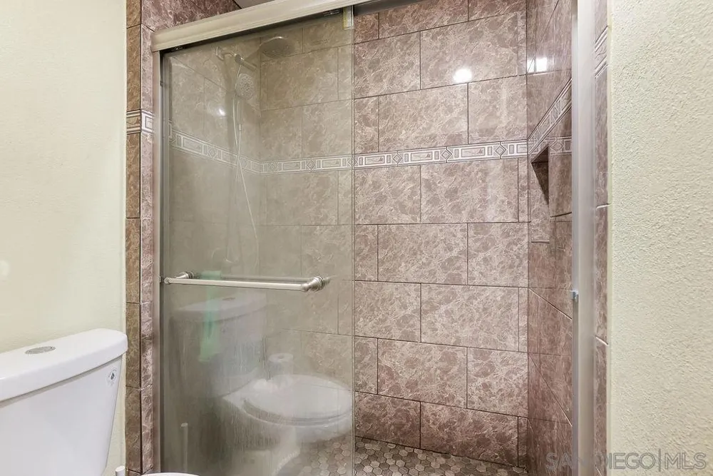 8166 Paradise Valley Ct. Spring Valley, CA 91977