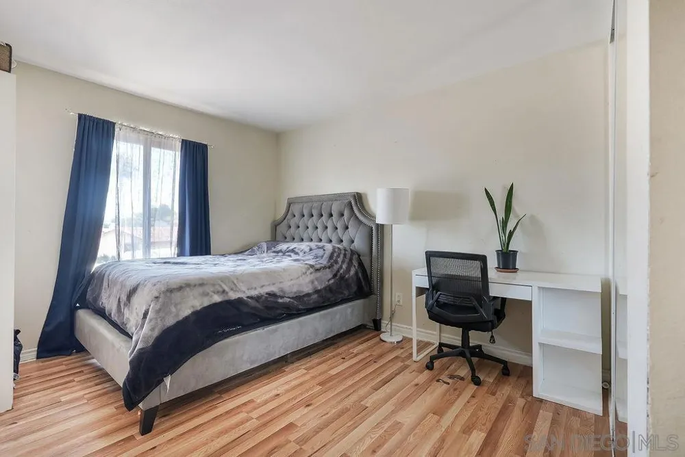8166 Paradise Valley Ct. Spring Valley, CA 91977