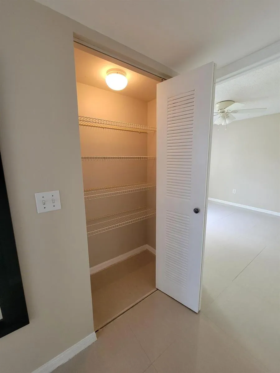 1400 Crestwood Court S #1402 Royal Palm Beach, FL 33411