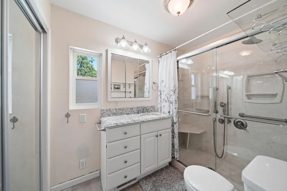 516 Harwood Street Jackson City, MI 49203