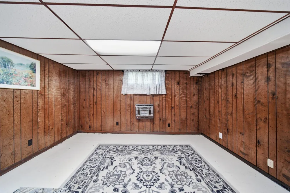 516 Harwood Street Jackson City, MI 49203