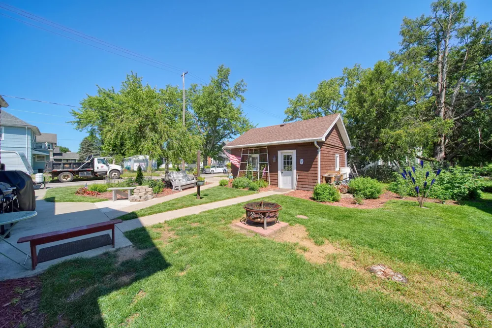516 Harwood Street Jackson City, MI 49203