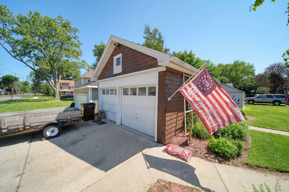 516 Harwood Street Jackson City, MI 49203