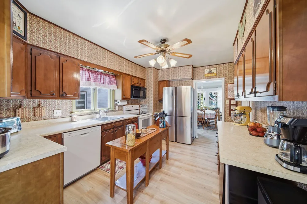 516 Harwood Street Jackson City, MI 49203