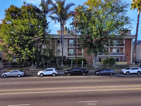 20327 Saticoy #309