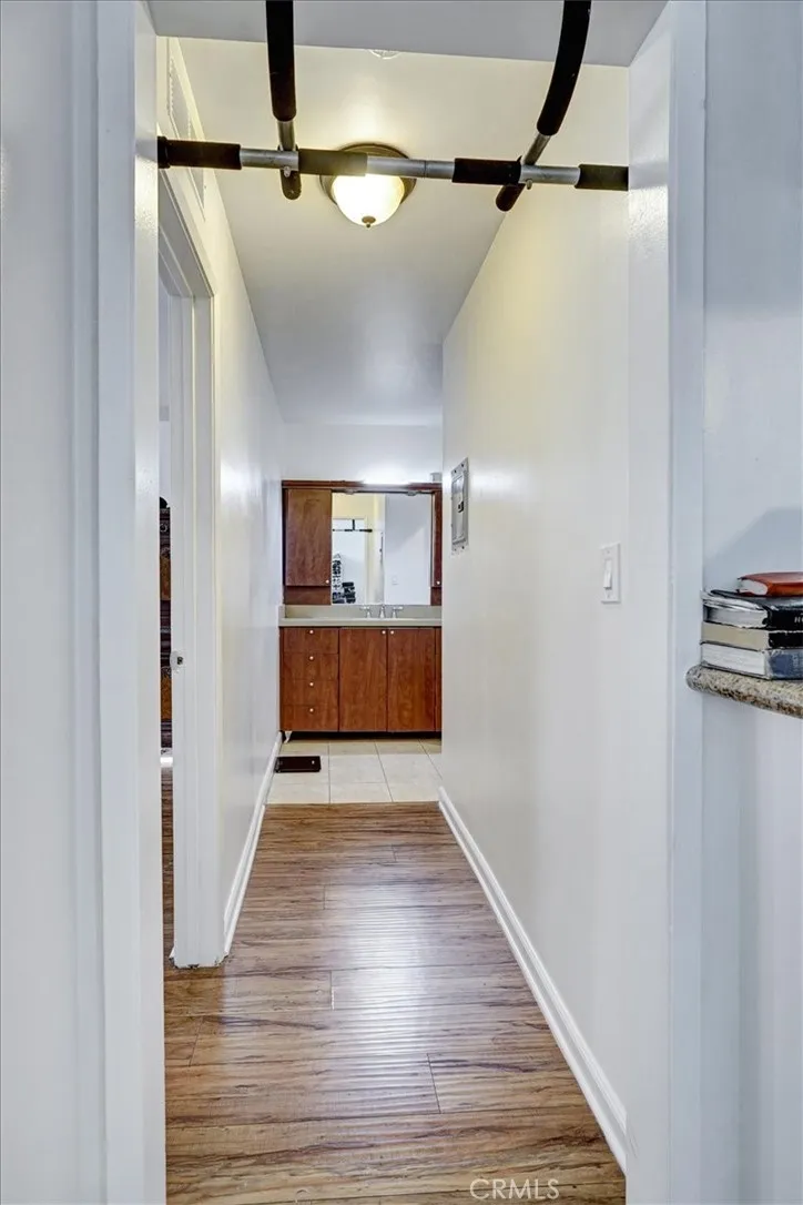 20327 Saticoy #309 Winnetka, CA 91306