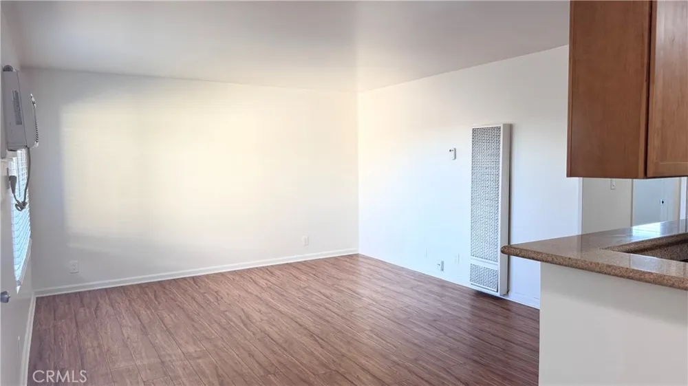 20327 Saticoy #309 Winnetka, CA 91306