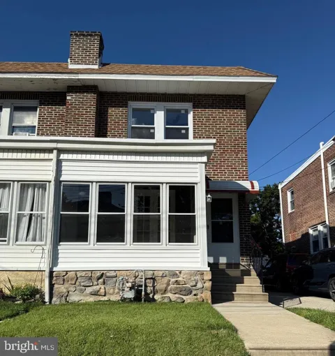 7 W COOKE AVENUE